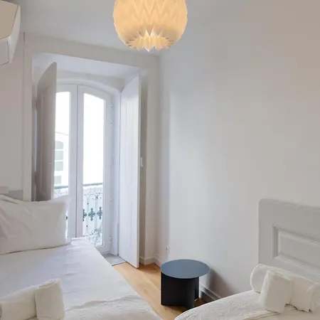Boutique Chiado Duplex Appartamento *