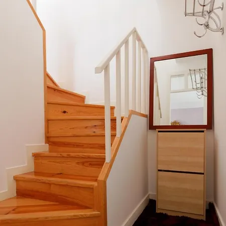 아파트 Boutique Chiado Duplex *